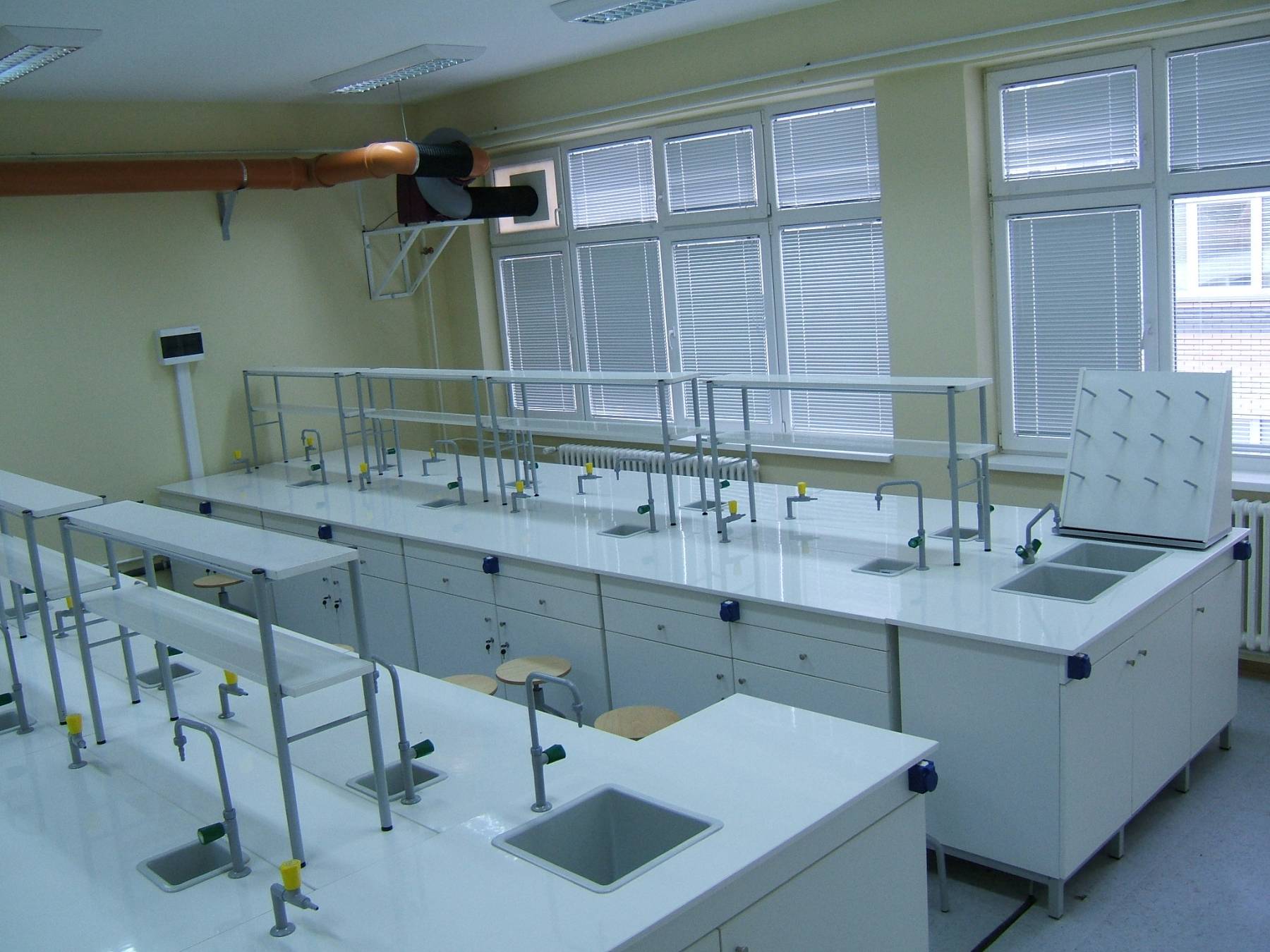 Chemical laboratories